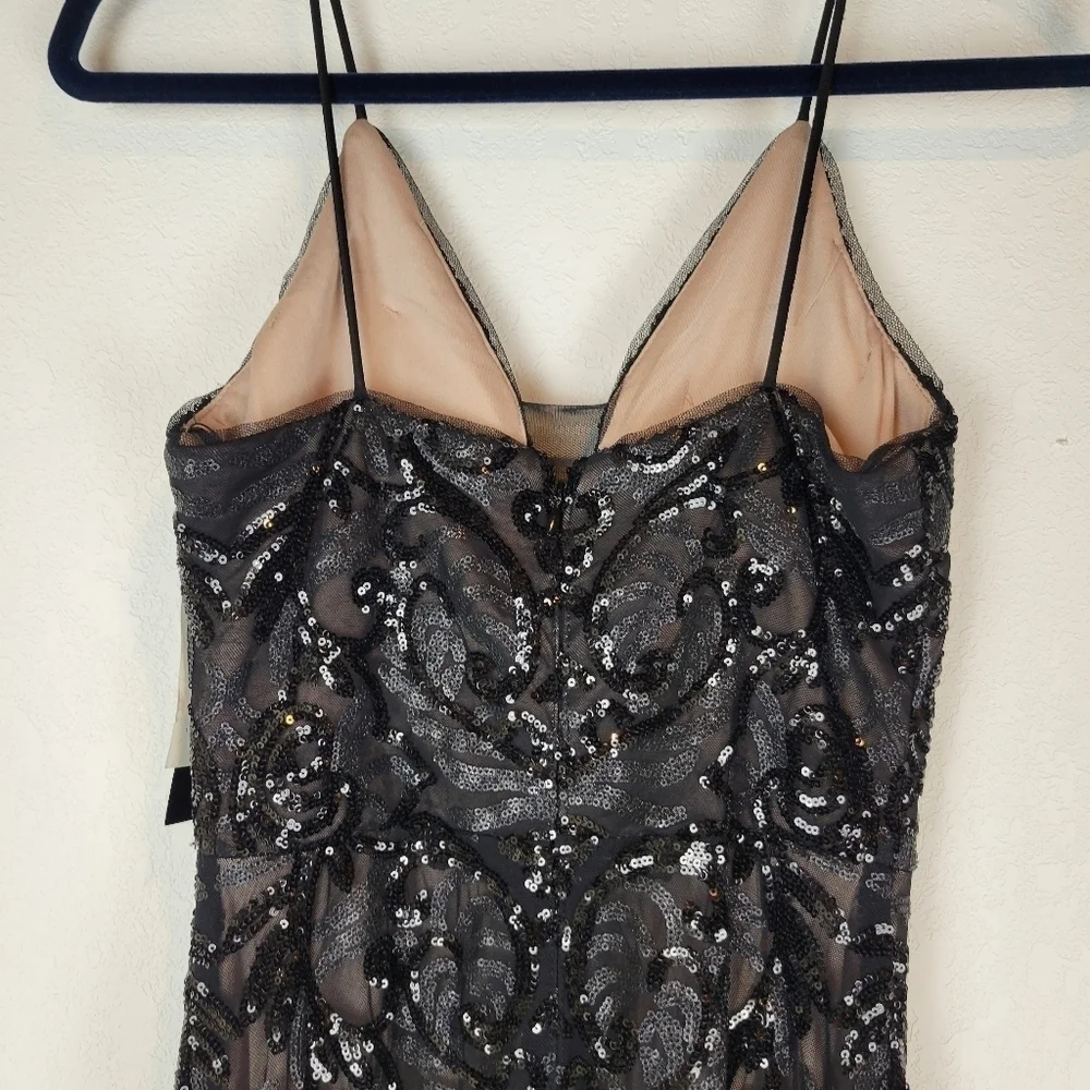 NWT Betsy & Adam Embellished Illusion-Inset Gown in Black Tan Size 2 - Picture 8 of 16